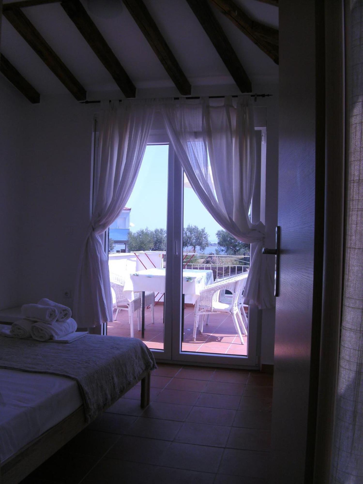 Lofos Vourvourou Exterior foto