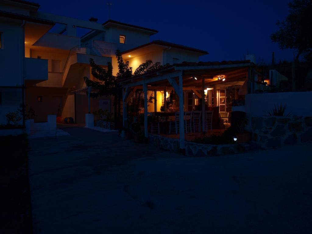 Lofos Vourvourou Exterior foto
